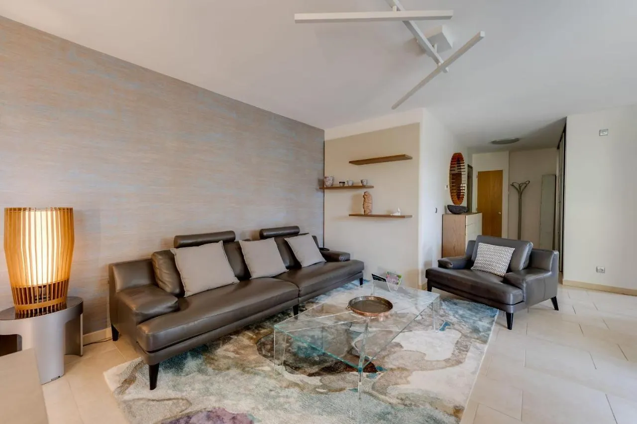 Kiss Cool - 2 Bedroom Apartment With Terrace And Garage Annecy 0*,