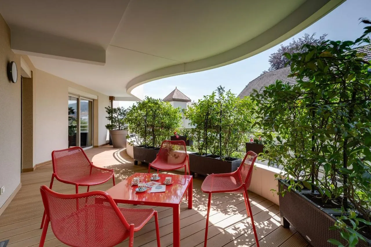 Kiss Cool - 2 Bedroom Apartment With Terrace And Garage Annecy