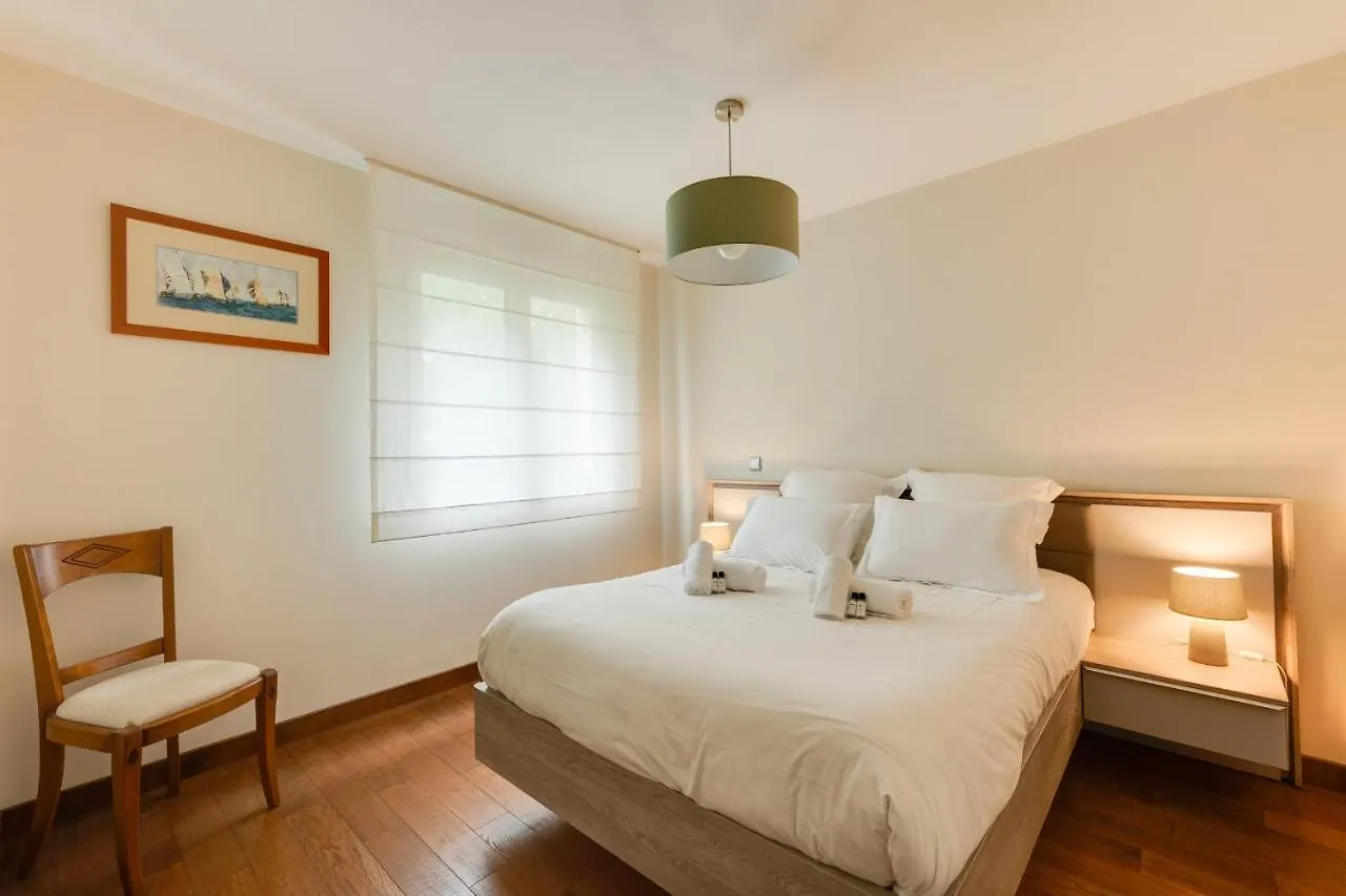 Kiss Cool - 2 Bedroom Apartment With Terrace And Garage Annecy 0*,  France