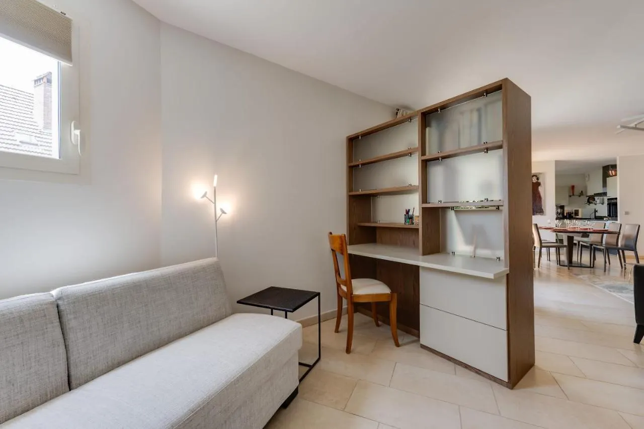 Kiss Cool - 2 Bedroom Apartment With Terrace And Garage Annecy 0*,